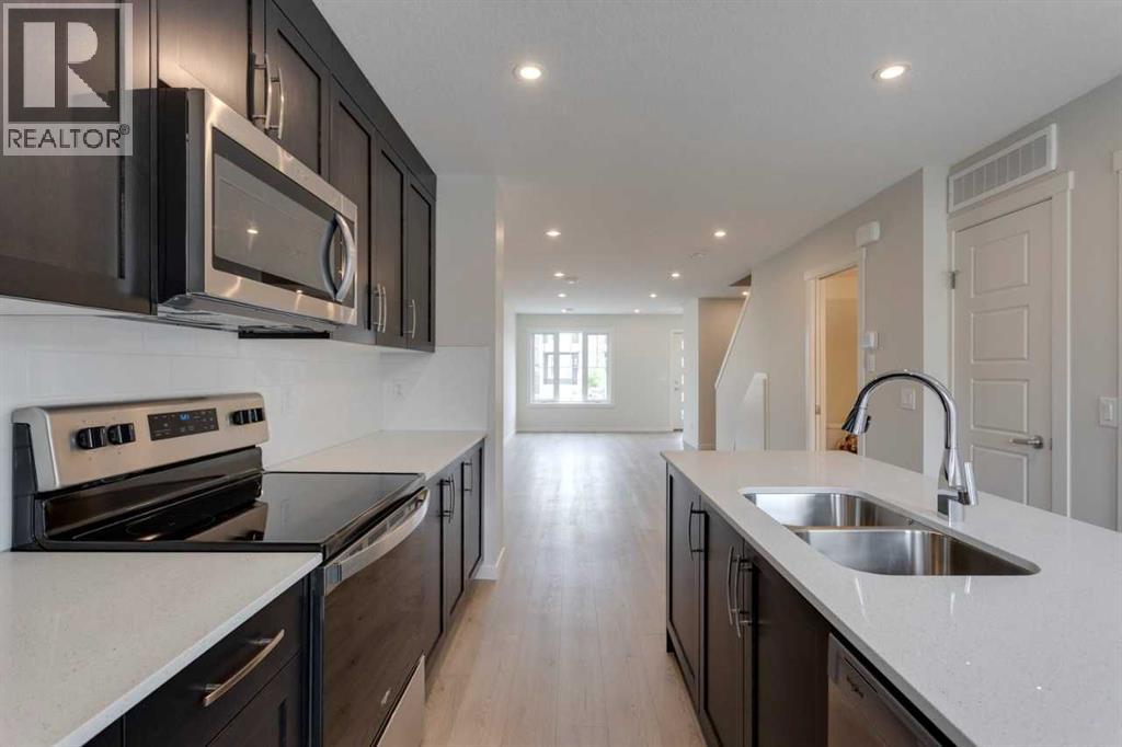 207, 40 Livingston Parade NE