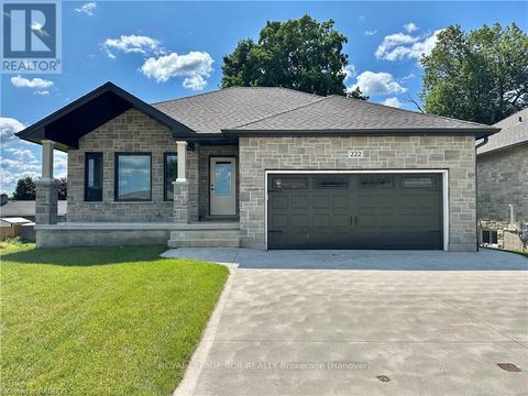 222 16TH AVENUE CRESCENT Hanover ON N4N3V3