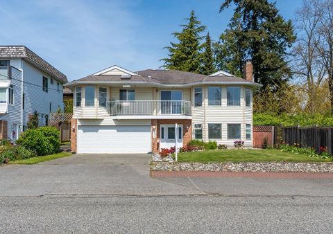 15837 PACIFIC AVENUE White Rock BC V4B1S8