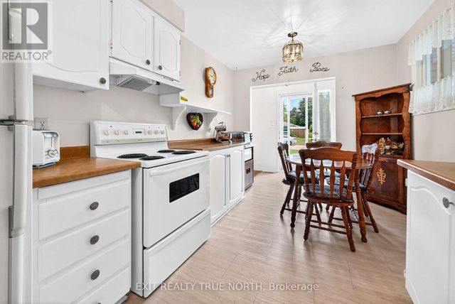 1053 GLEN BOGIE CRESCENT