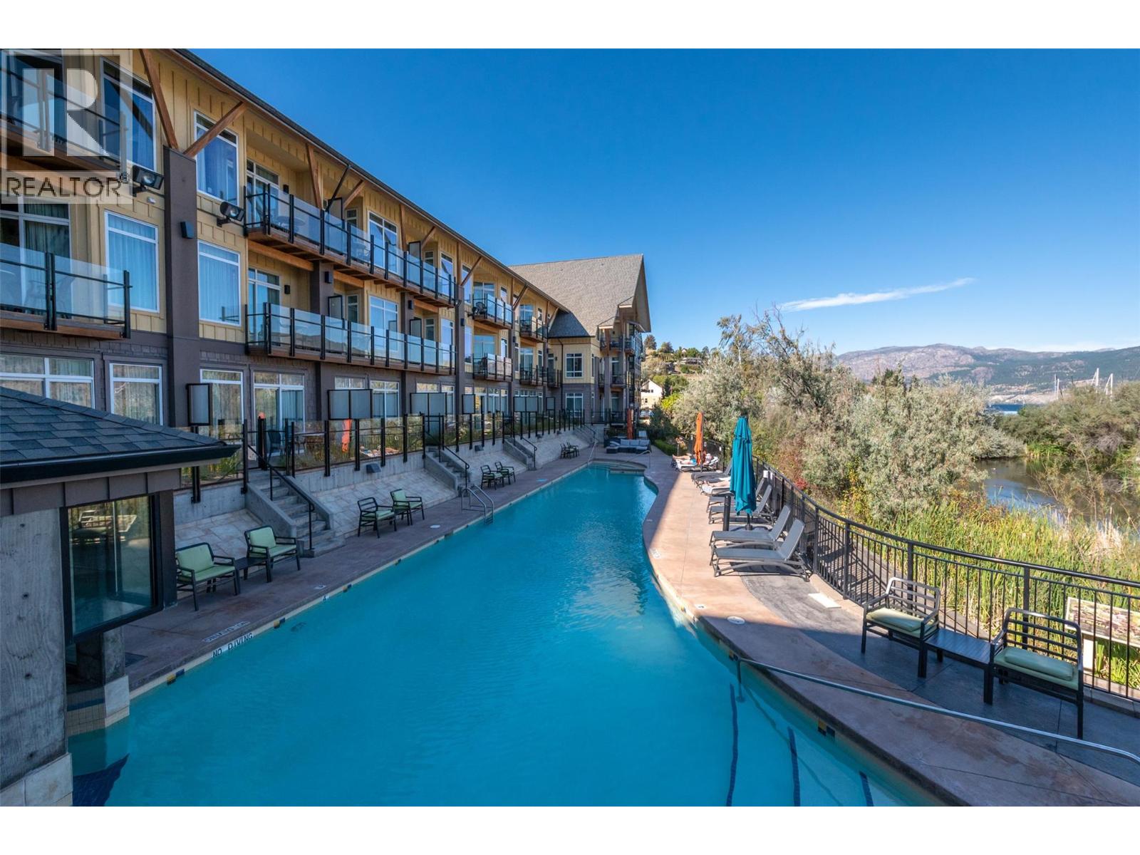 13011 Lakeshore Drive Unit# 105