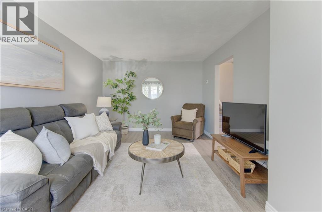 100 JOHANNA Drive