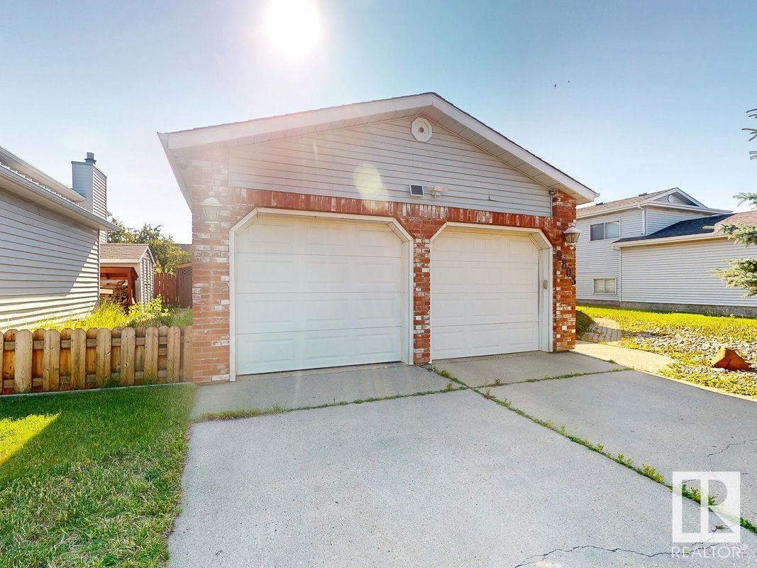 9803 185 NW NW