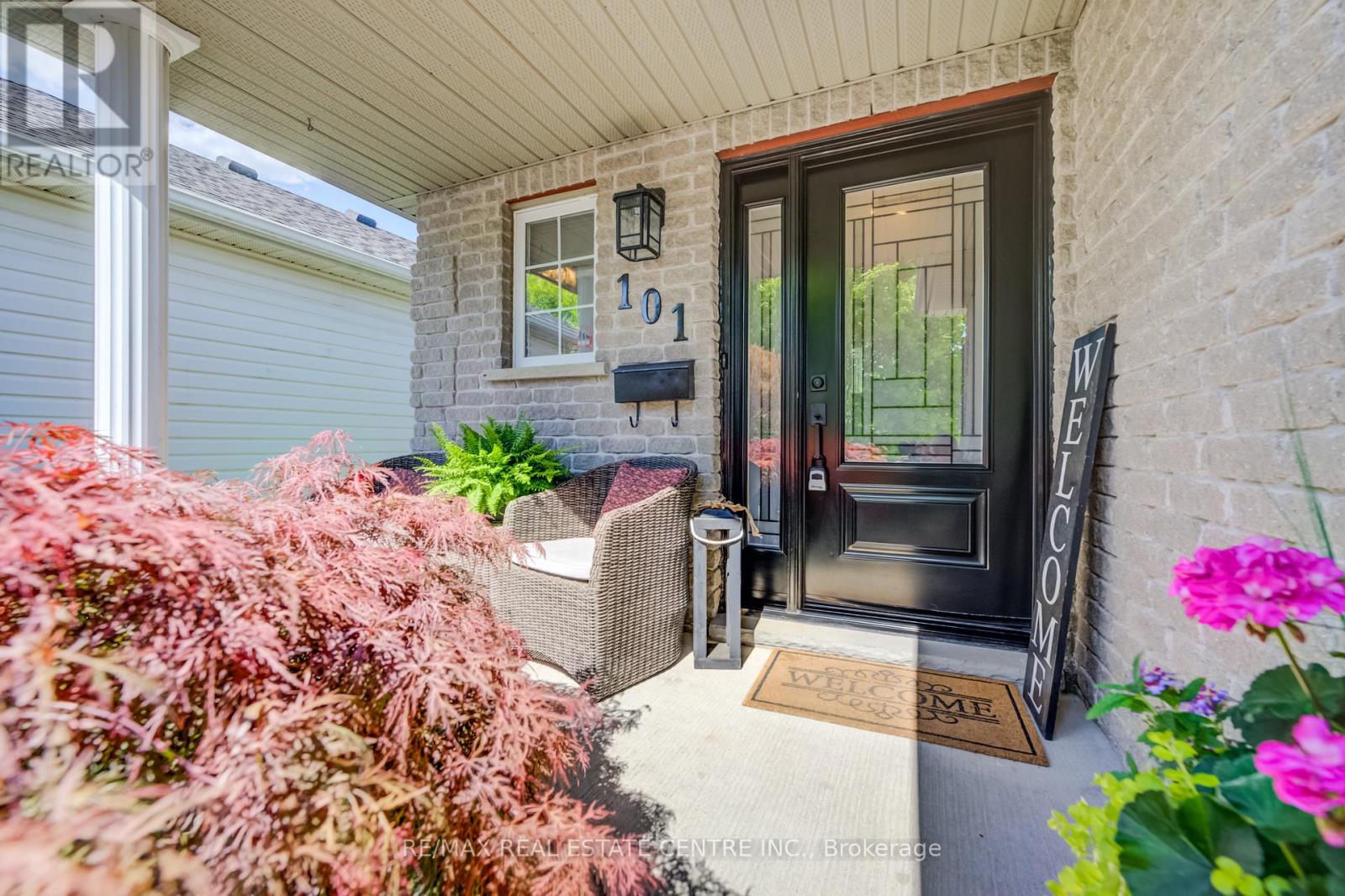 101 EDGEMERE DRIVE