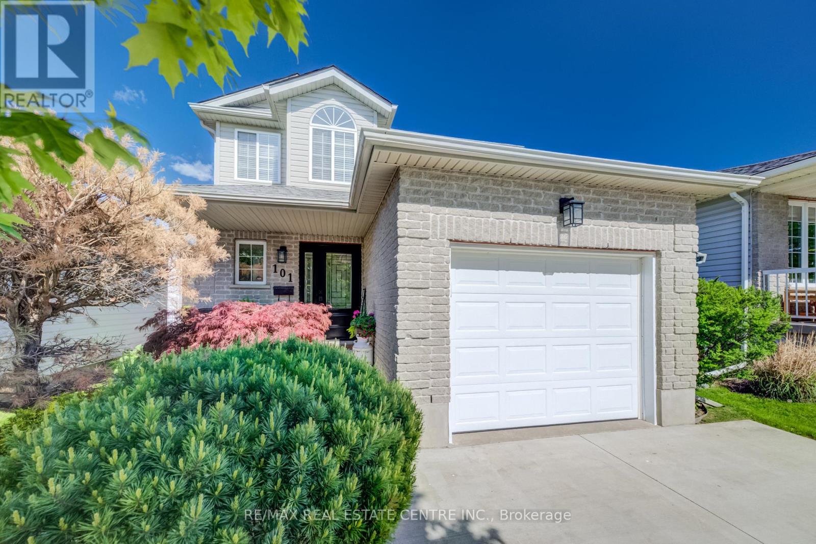 101 EDGEMERE DRIVE