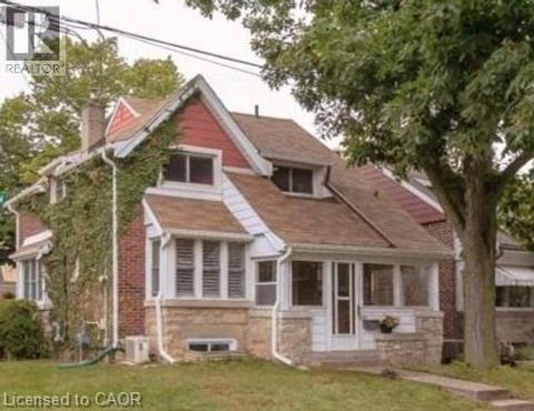 93 PARADISE Road N Hamilton ON L8S3S9