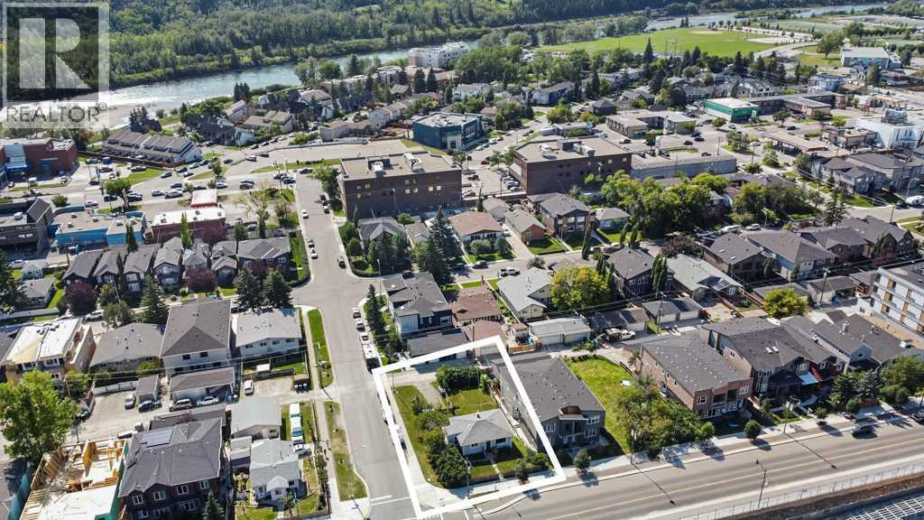 4503 Bowness Road NW