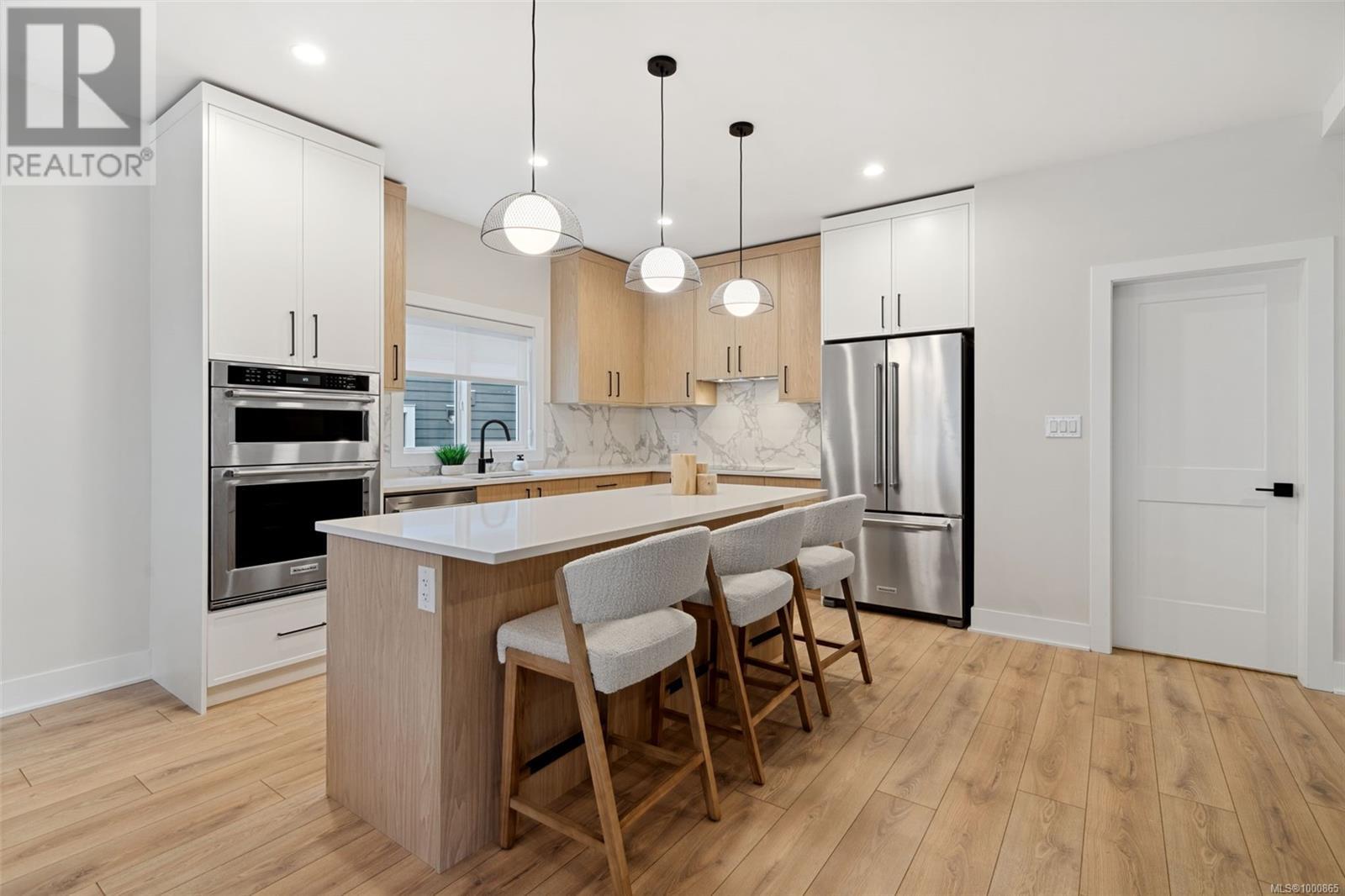 417 Rock Dove Pl