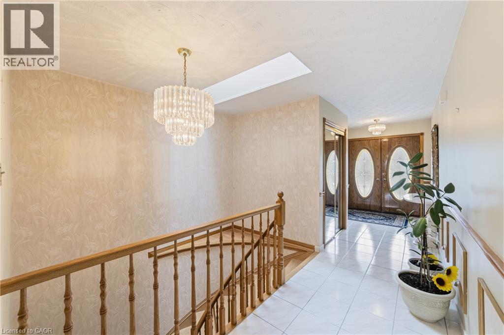 546 DICENZO Drive