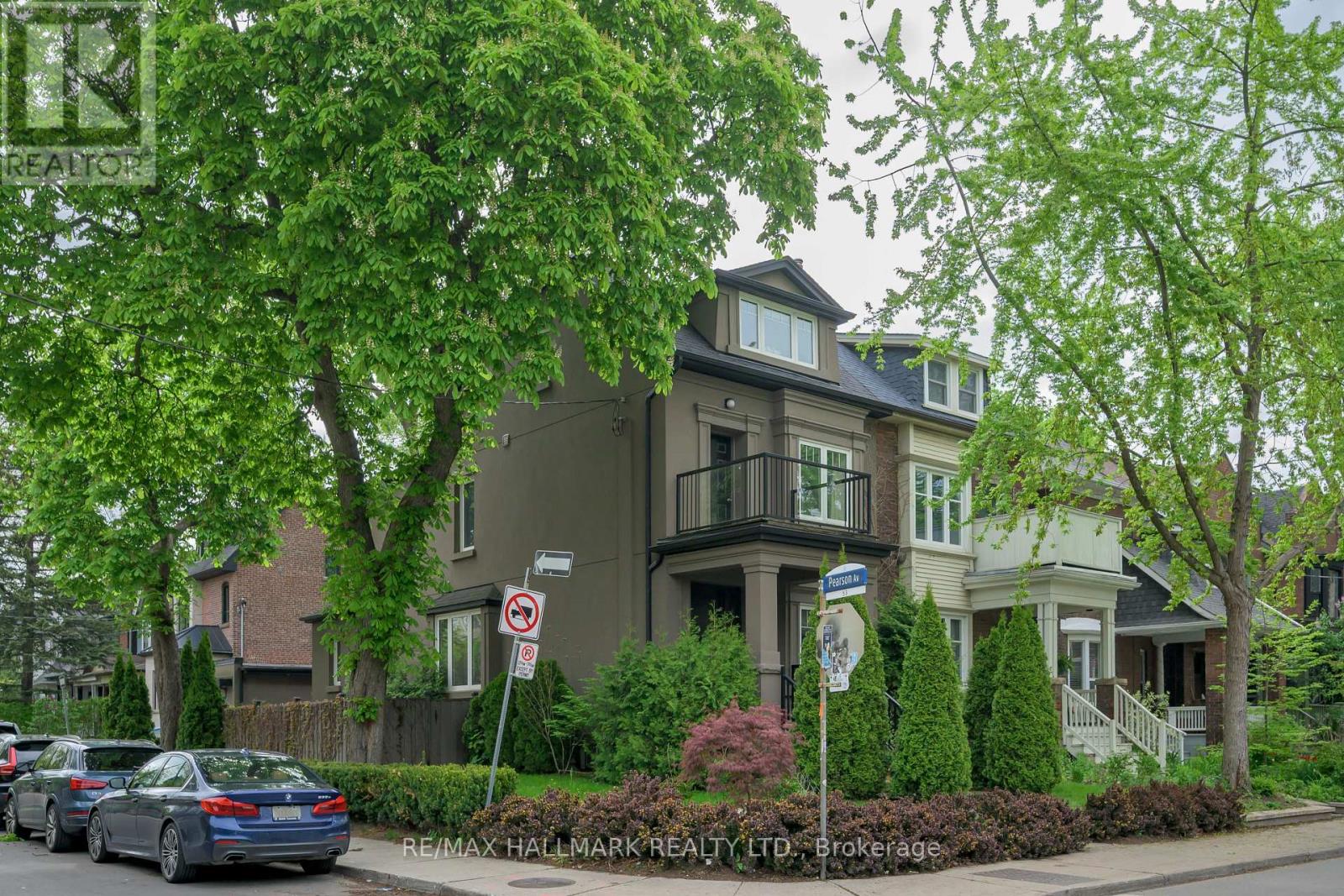 85 SORAUREN AVENUE