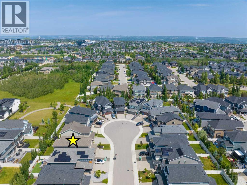 19 WEST GROVE Place SW