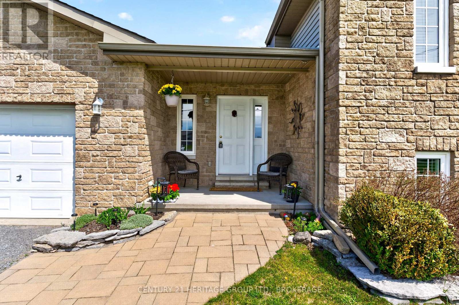 5212 COLEBROOK ROAD
