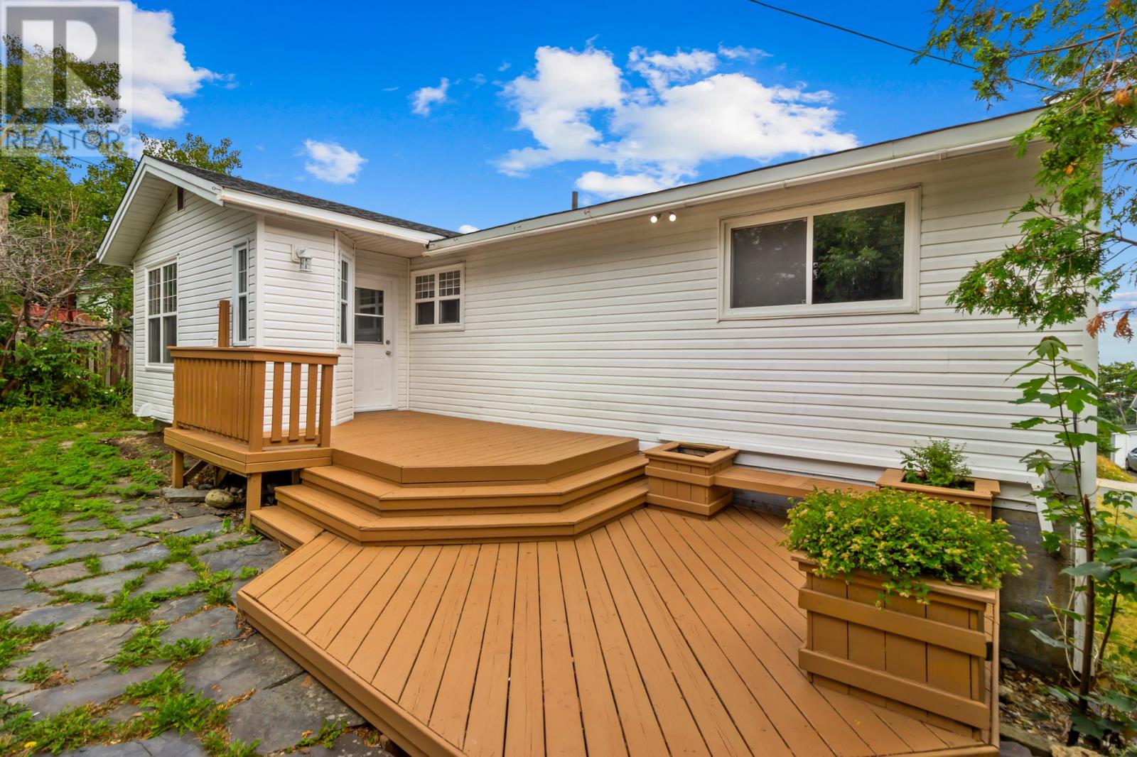 73 Highland Drive