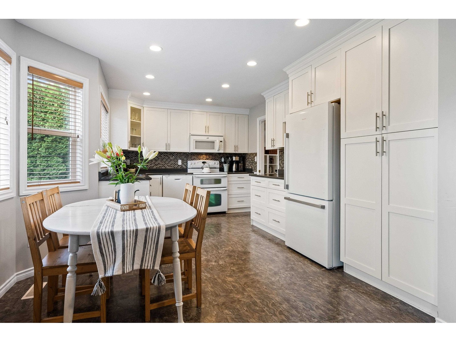 5746 GILLIAN PLACE|Sardis South