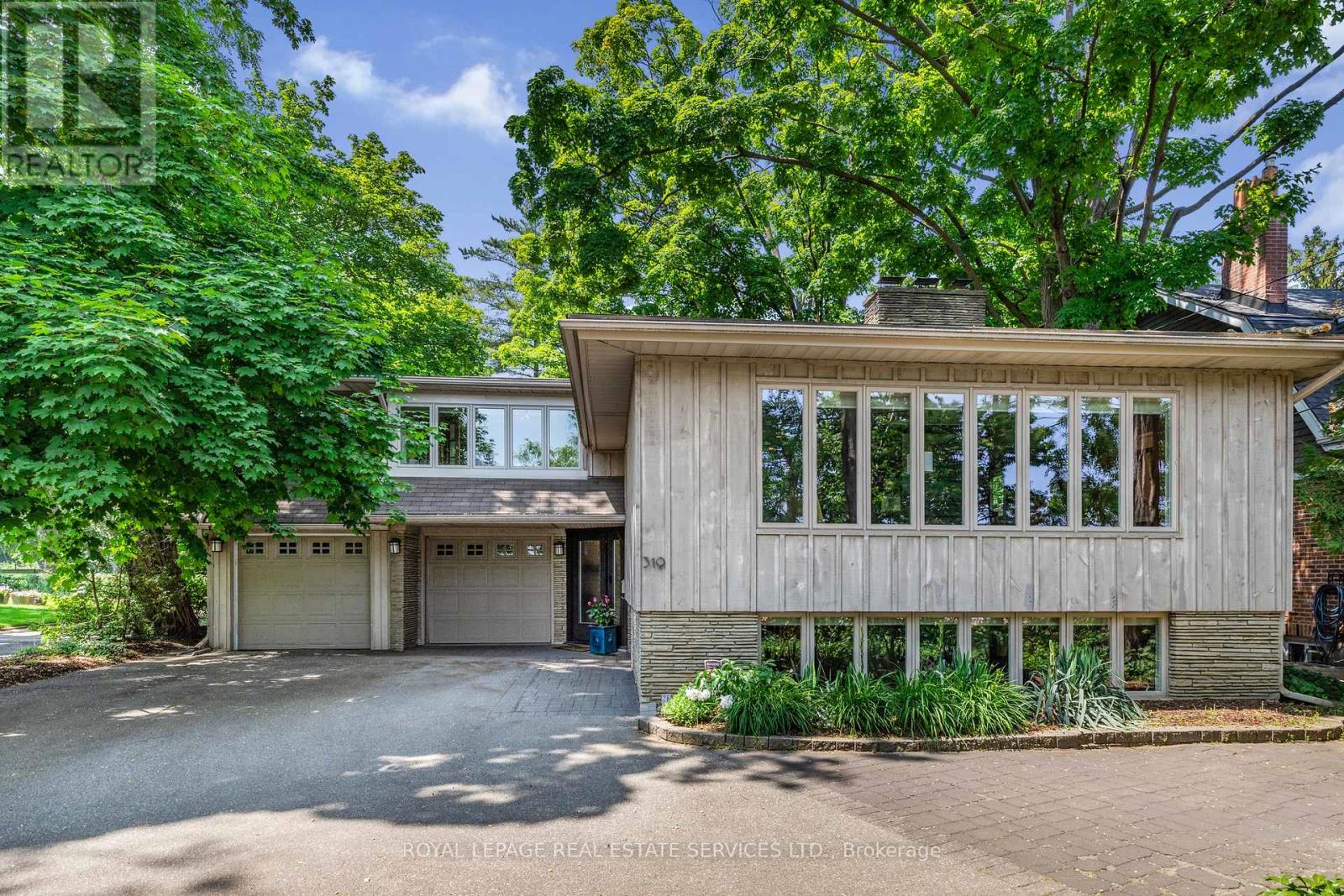319 MACDONALD ROAD