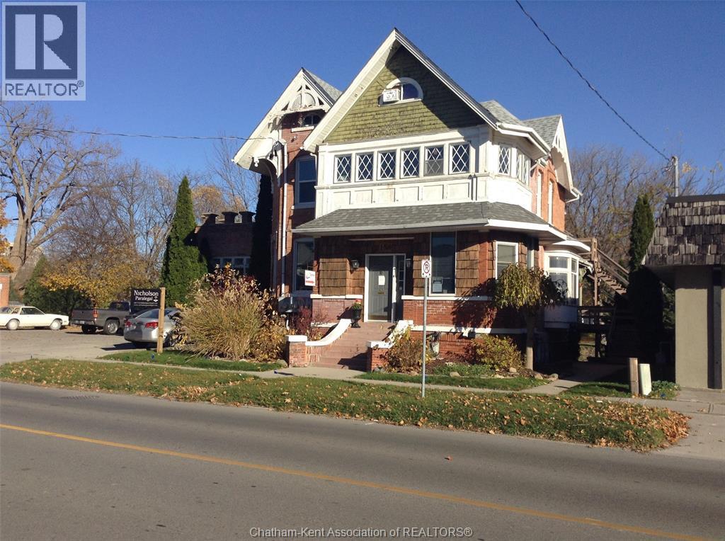 Photo 1 of 5 — 154 Thames STREET, Chatham, ON N7L2Y8