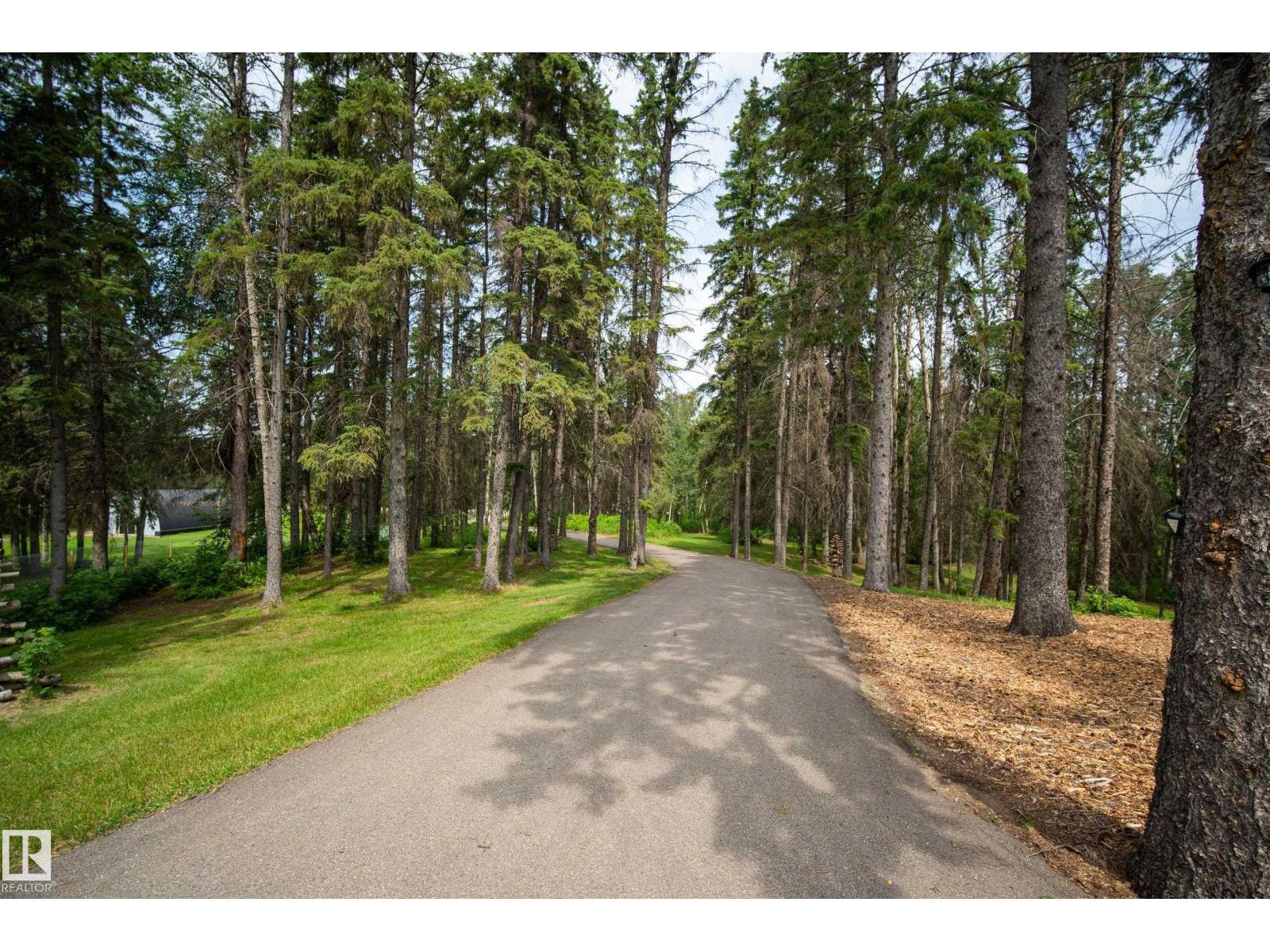 #16 51511 RGE ROAD 264