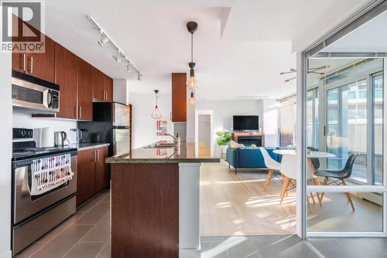 518 618 ABBOTT STREET