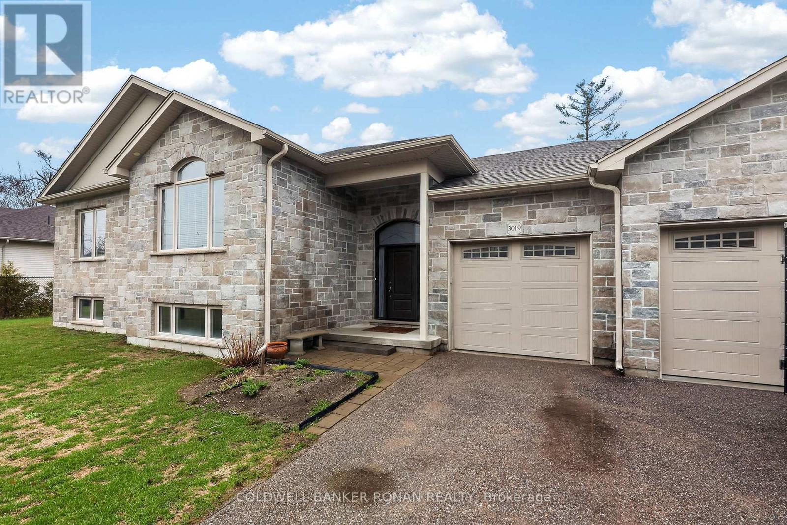 3019 SANDY COVE DRIVE