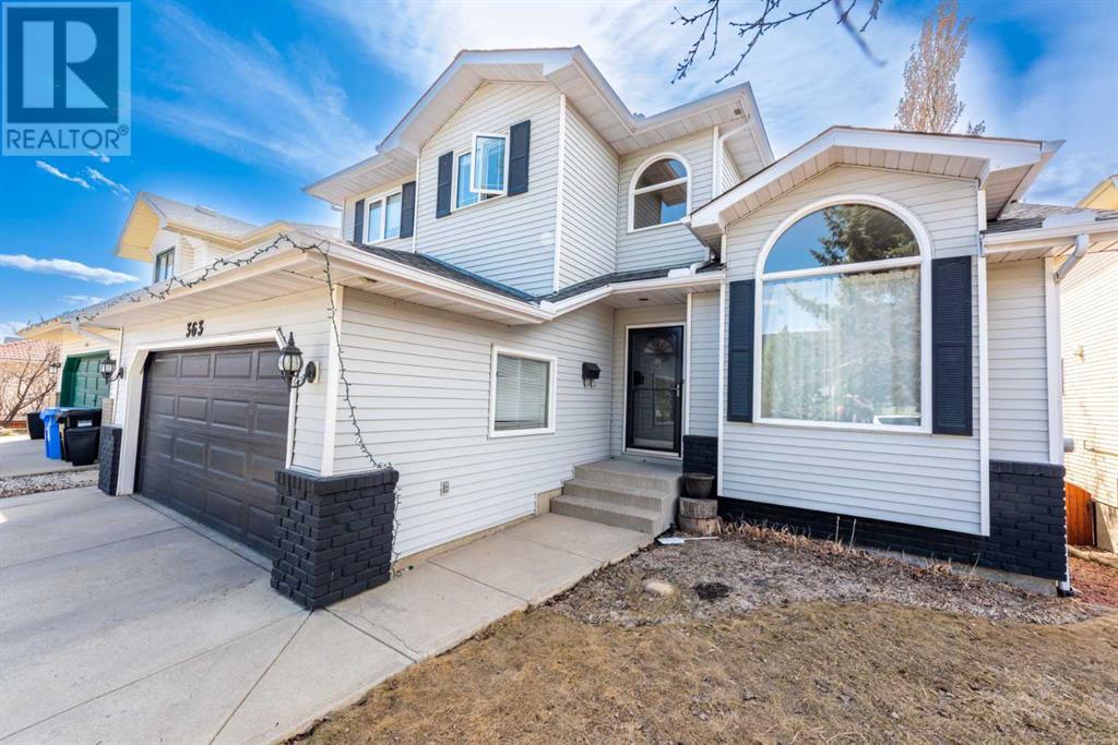 363 Hawktree Circle NW