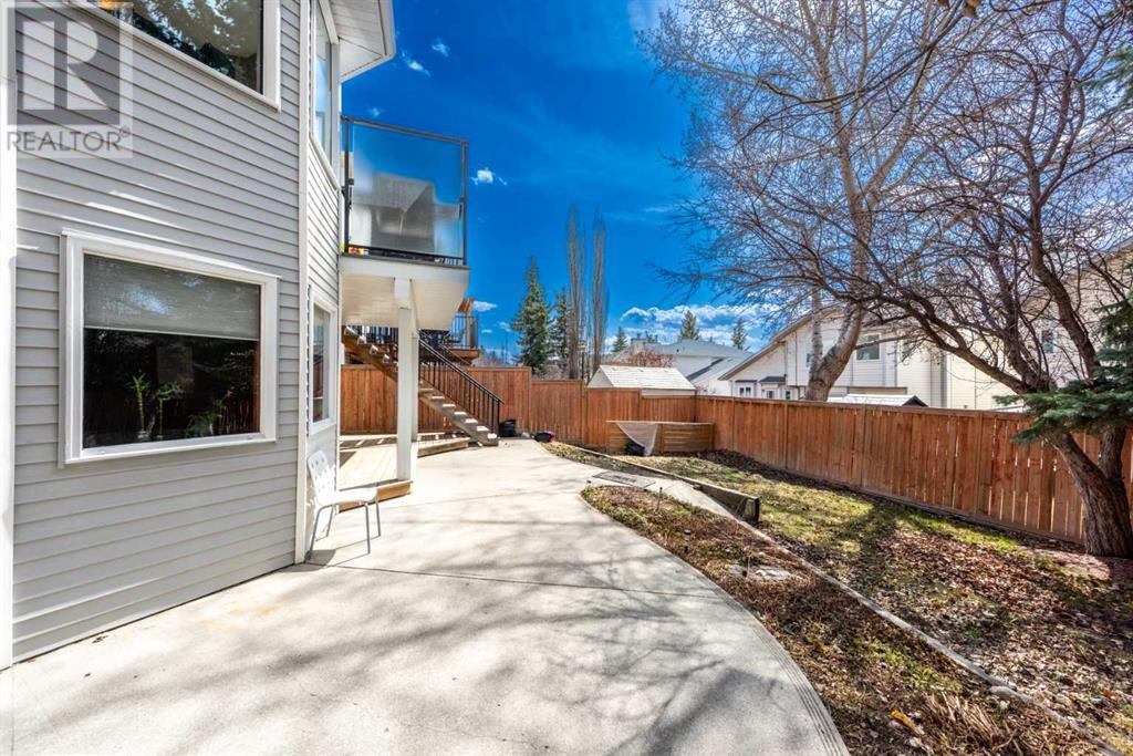 363 Hawktree Circle NW