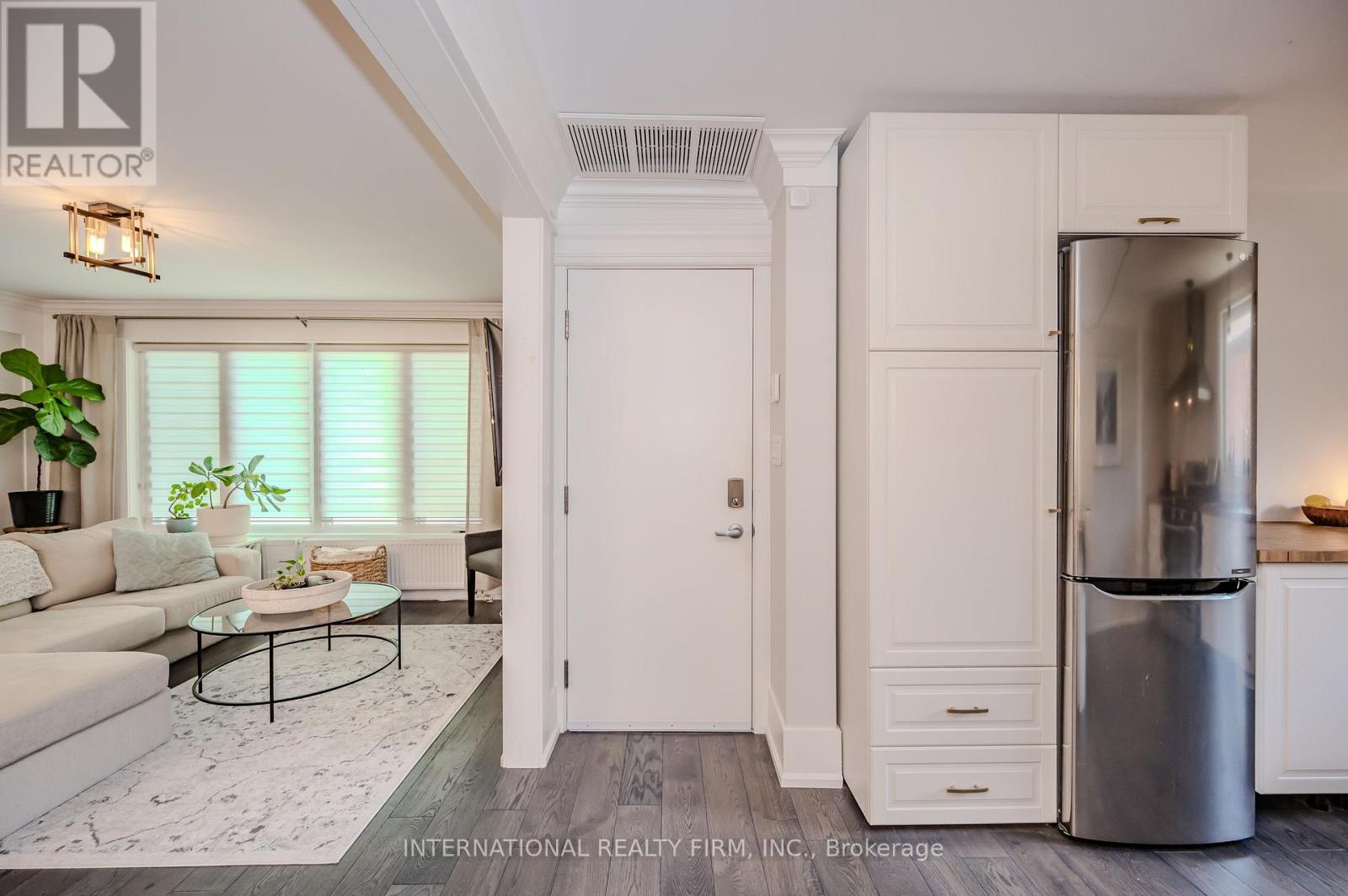 76 THIRTY FIFTH STREET