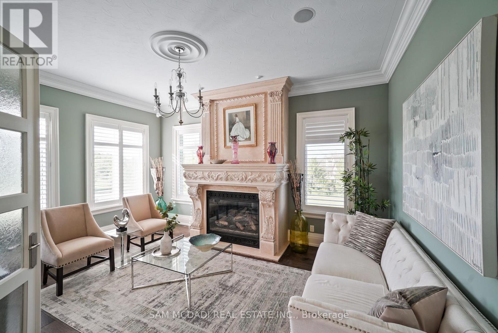 119 ISHWAR DRIVE