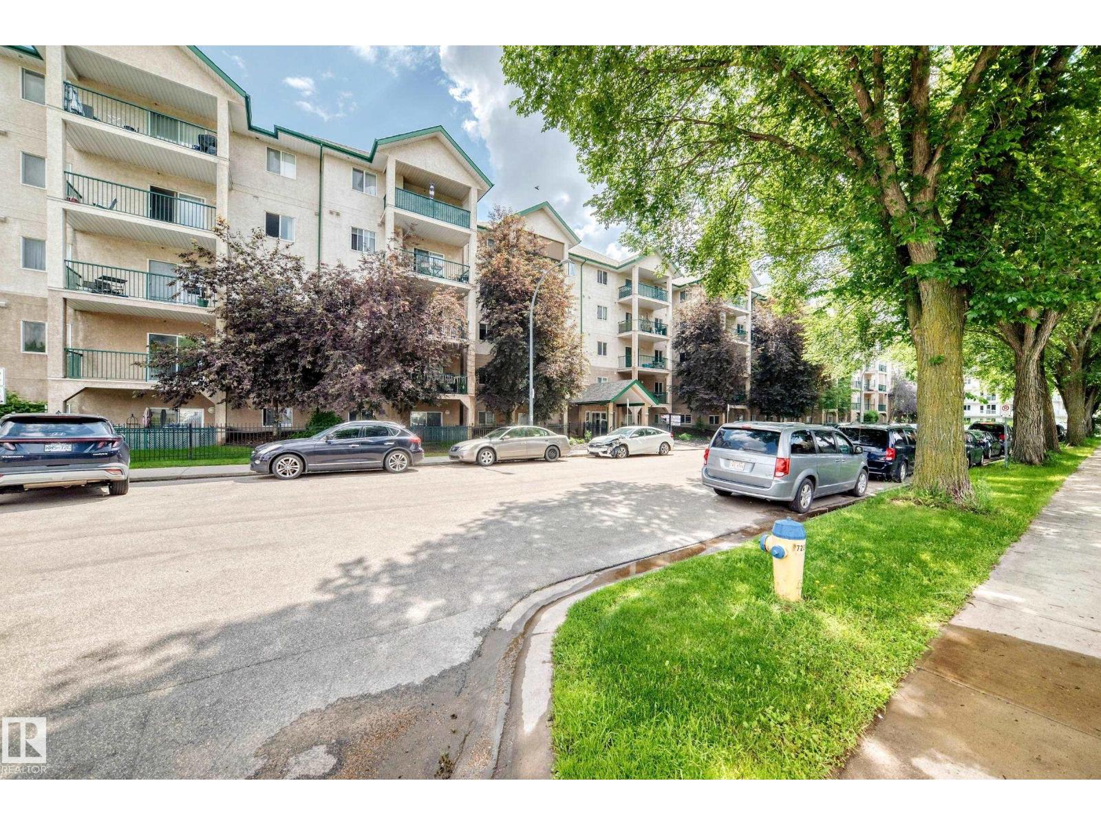 #221 11325 83 ST NW