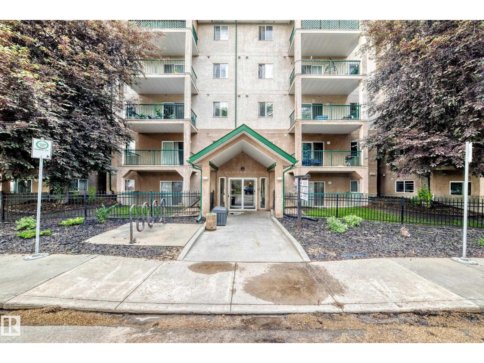 #221 11325 83 ST NW