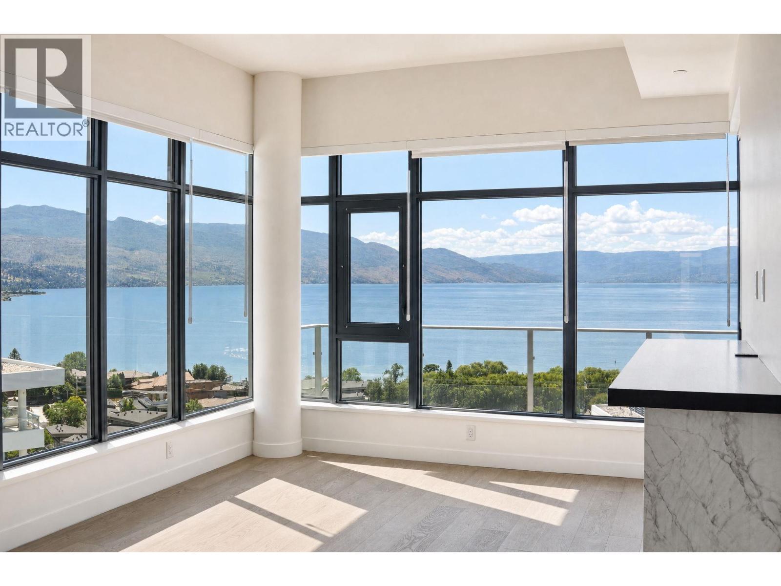 3700 Capozzi Road Unit# PH5