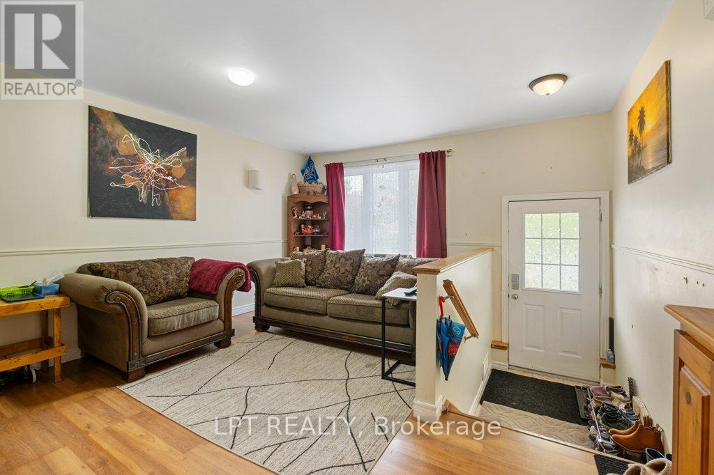 353 CHARLES STREET N