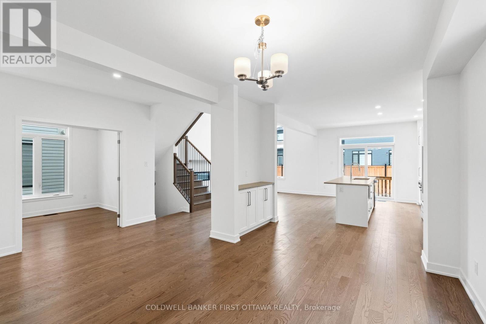 695 ODYSSEY WAY