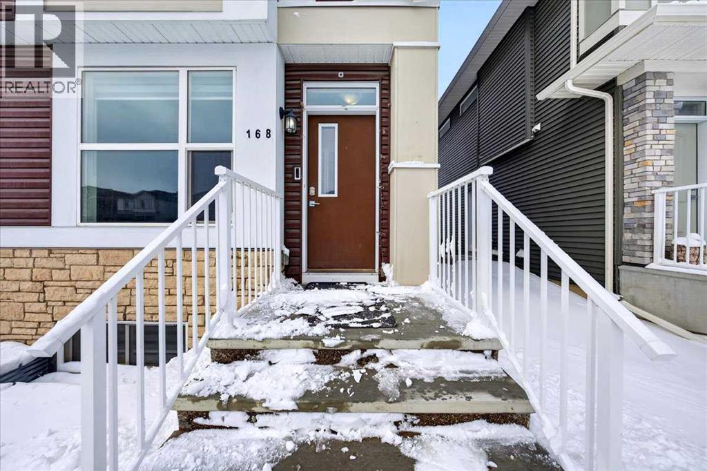 168 Corner meadows Way NE