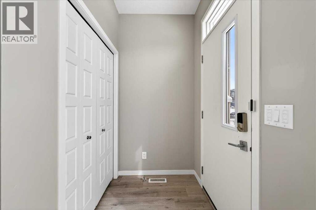 168 Corner meadows Way NE