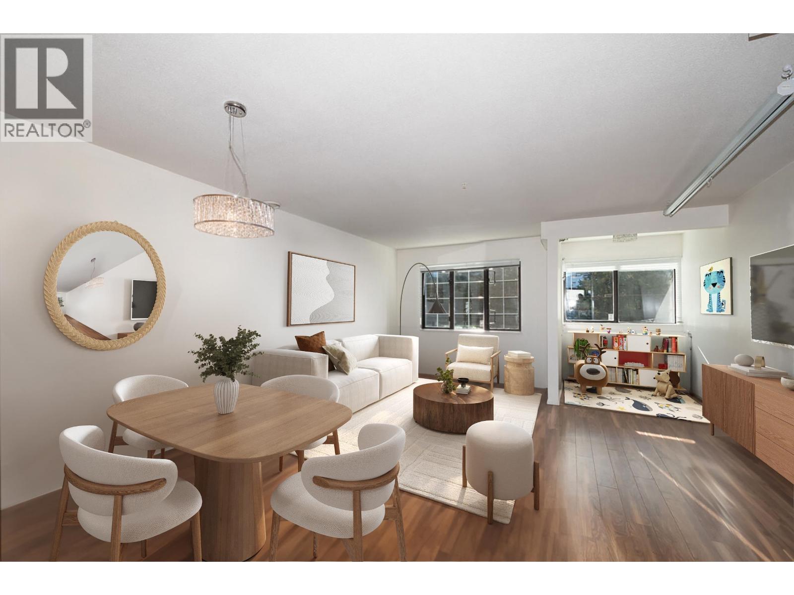 203 3368 MAIN STREET