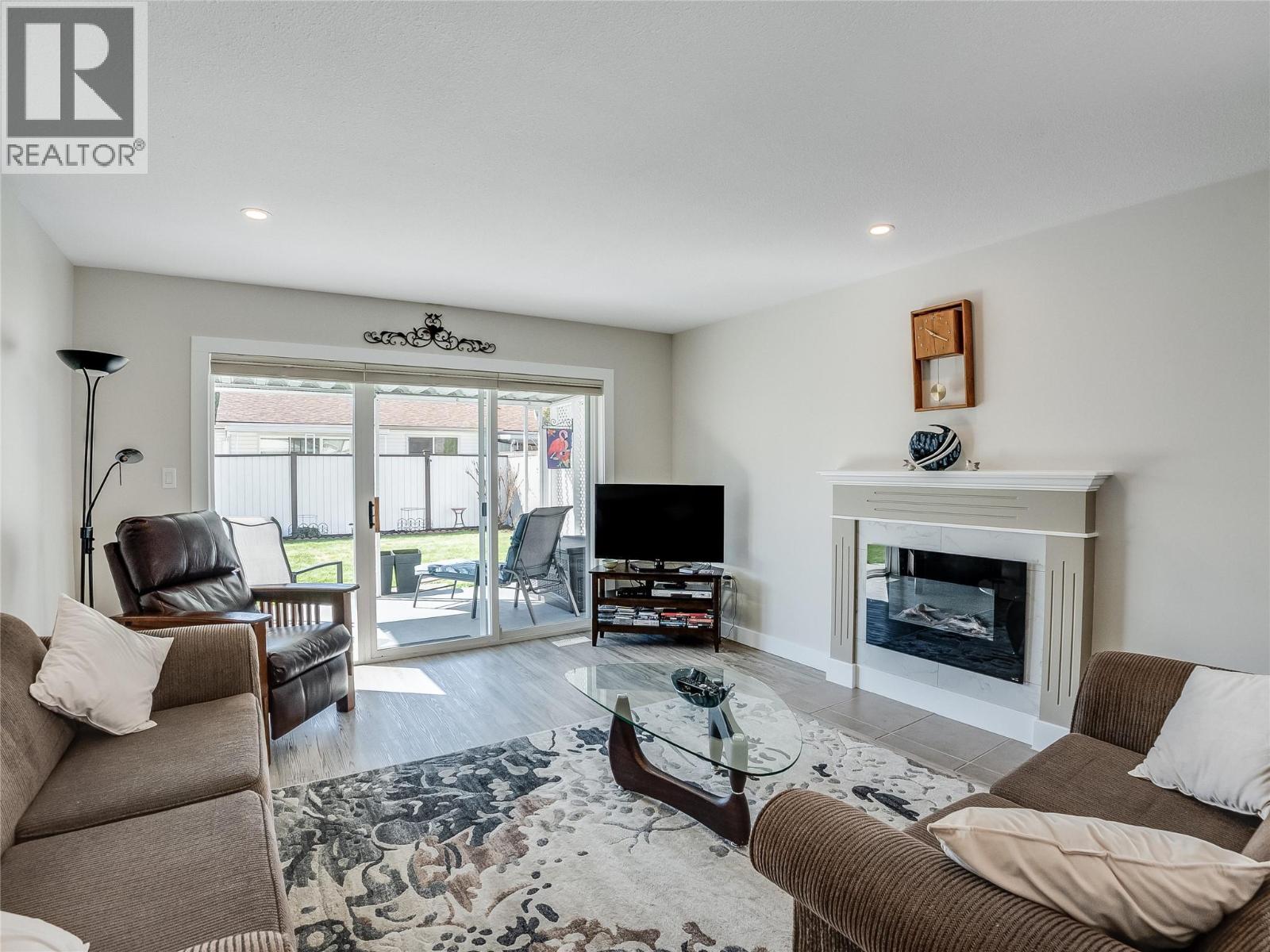 2210 Columbia Avenue Unit# 30