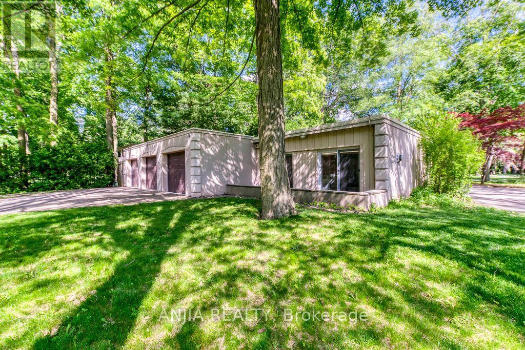2419 LIONHEART CRESCENT