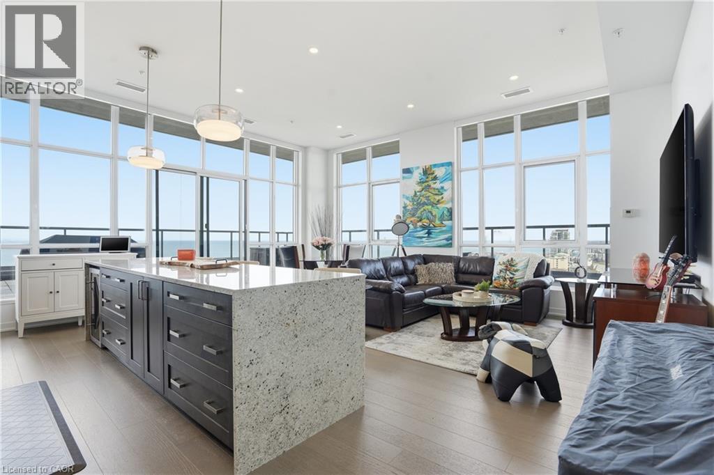 550 NORTH SERVICE Road Unit# 1504