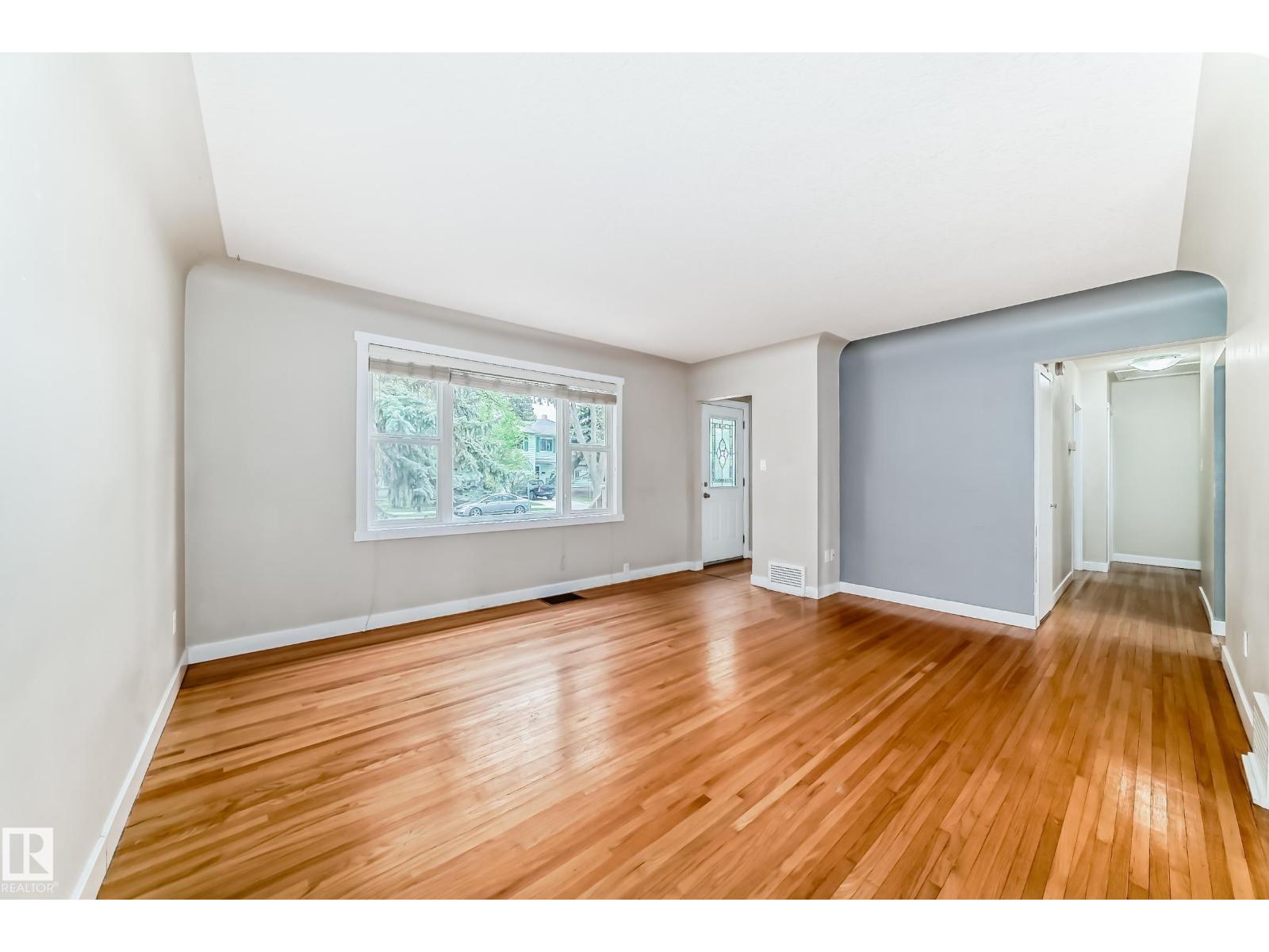 10714 135 ST NW