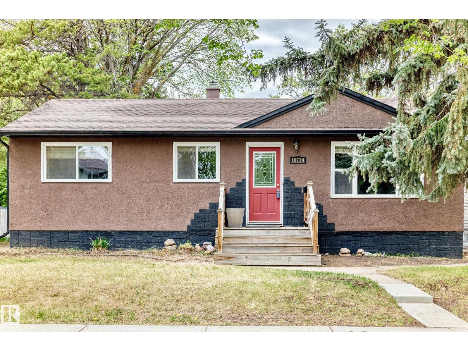 10714 135 ST NW
