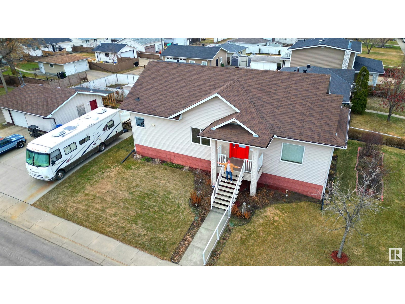 11607 135A AV NW