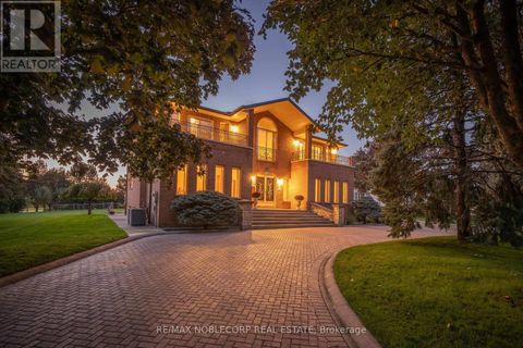 72 BALDING BOULEVARD Vaughan (East Woodbridge) ON L4L3R9