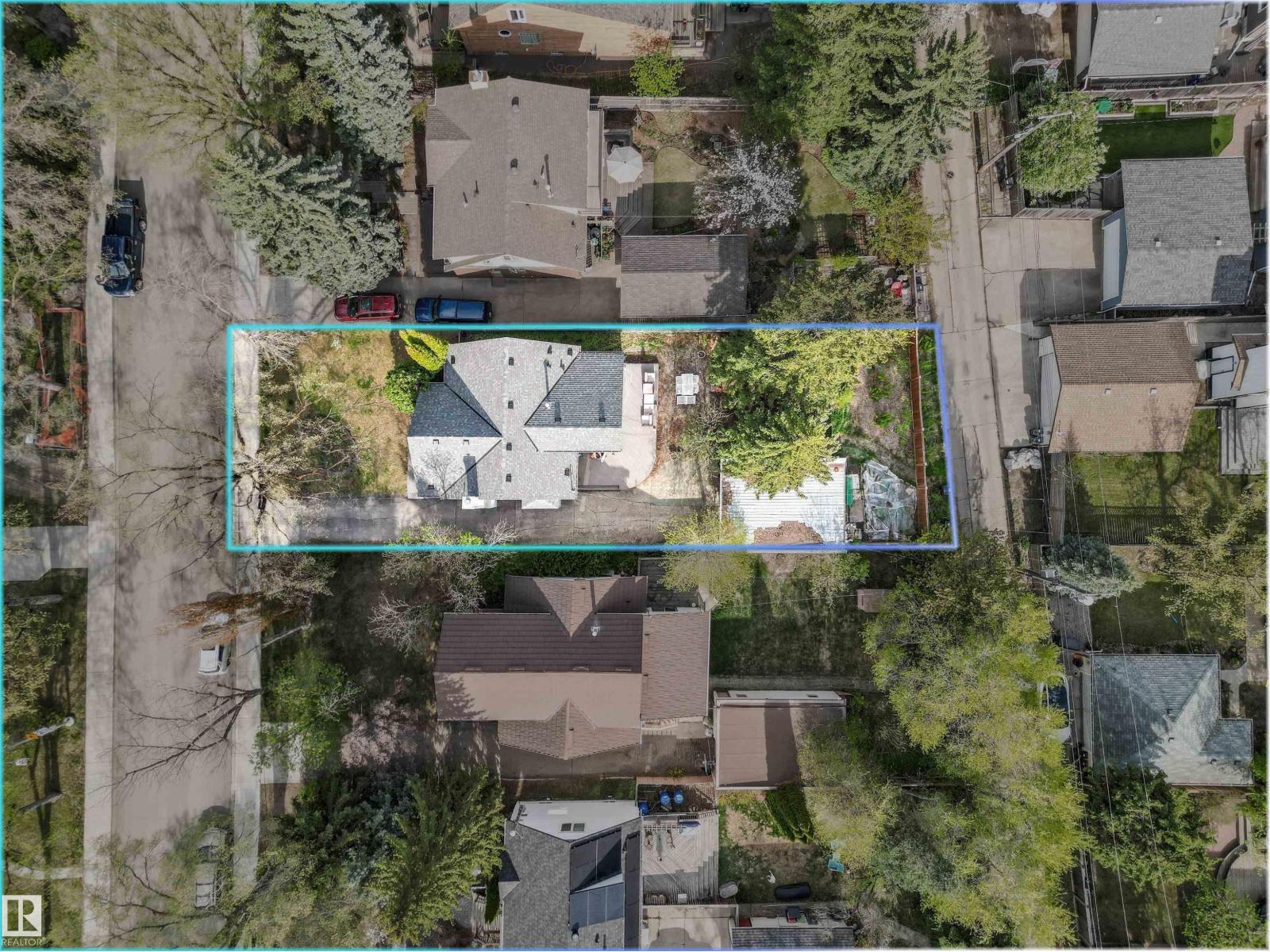 11415 73 AV NW