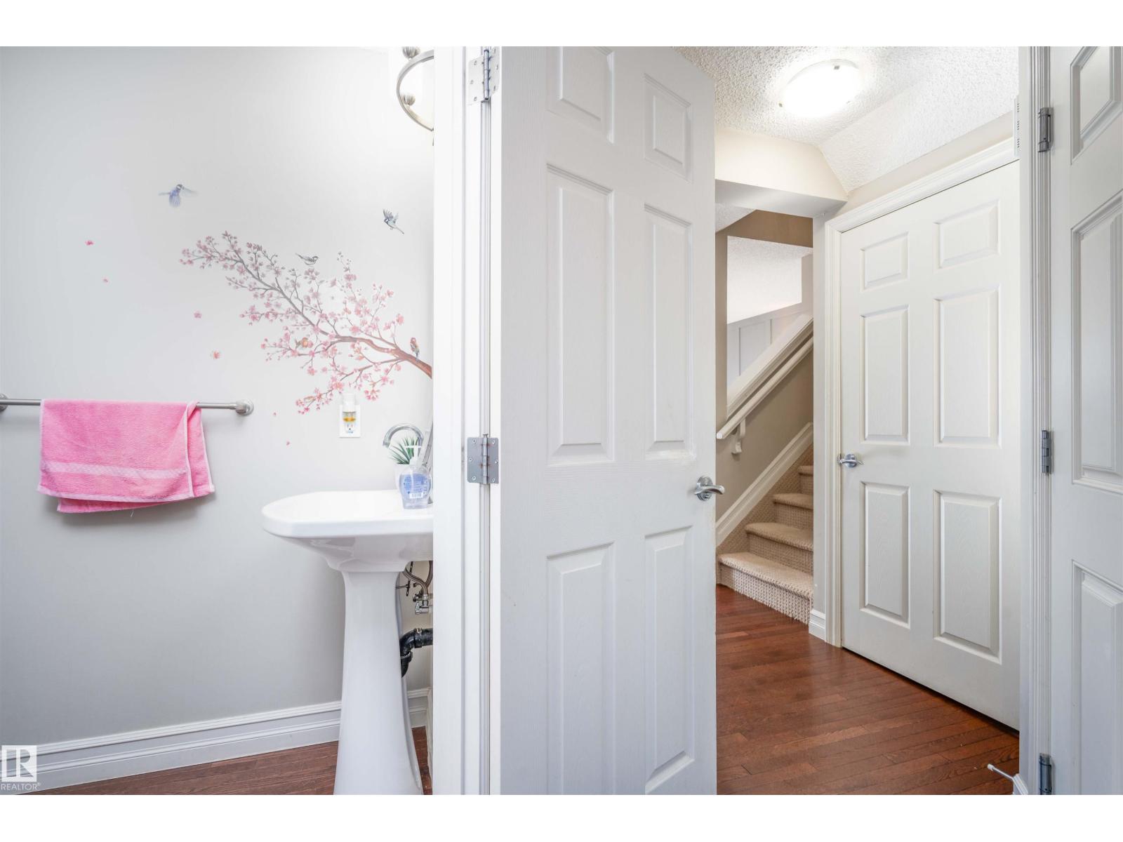 #13 5317 3 AVENUE SW