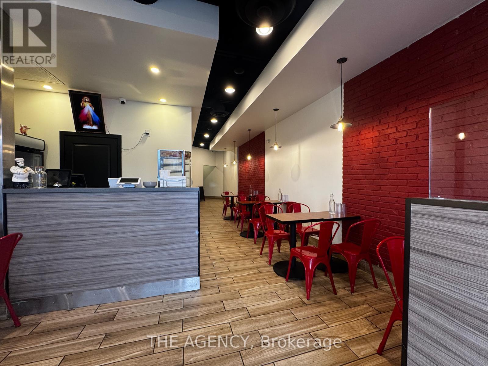 A-5 - 185 KING GEORGE ROAD