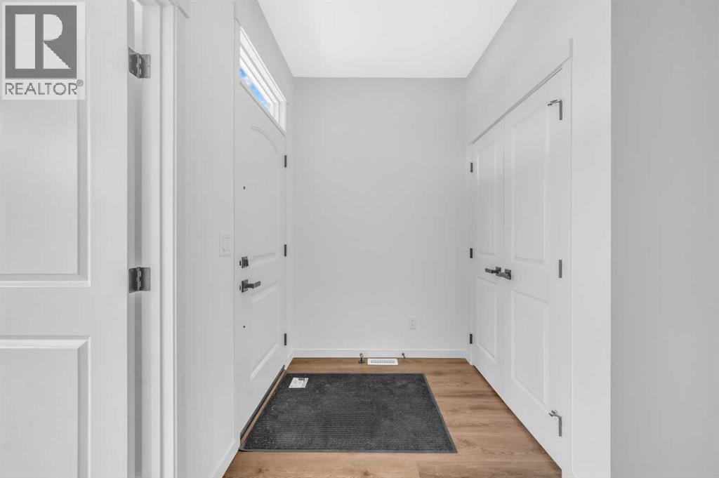 32 Rowmont Common NW