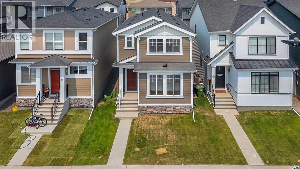 32 Rowmont Common NW