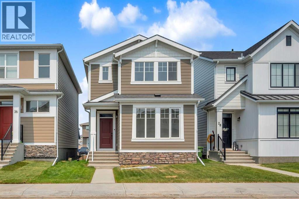 32 Rowmont Common NW