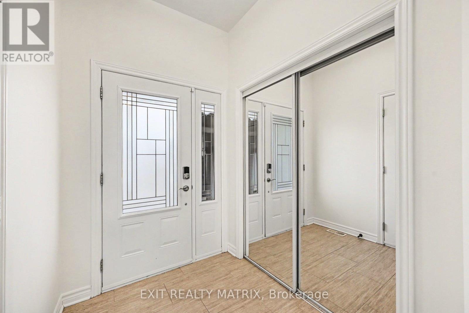 234 BELFORT STREET - Photo 4