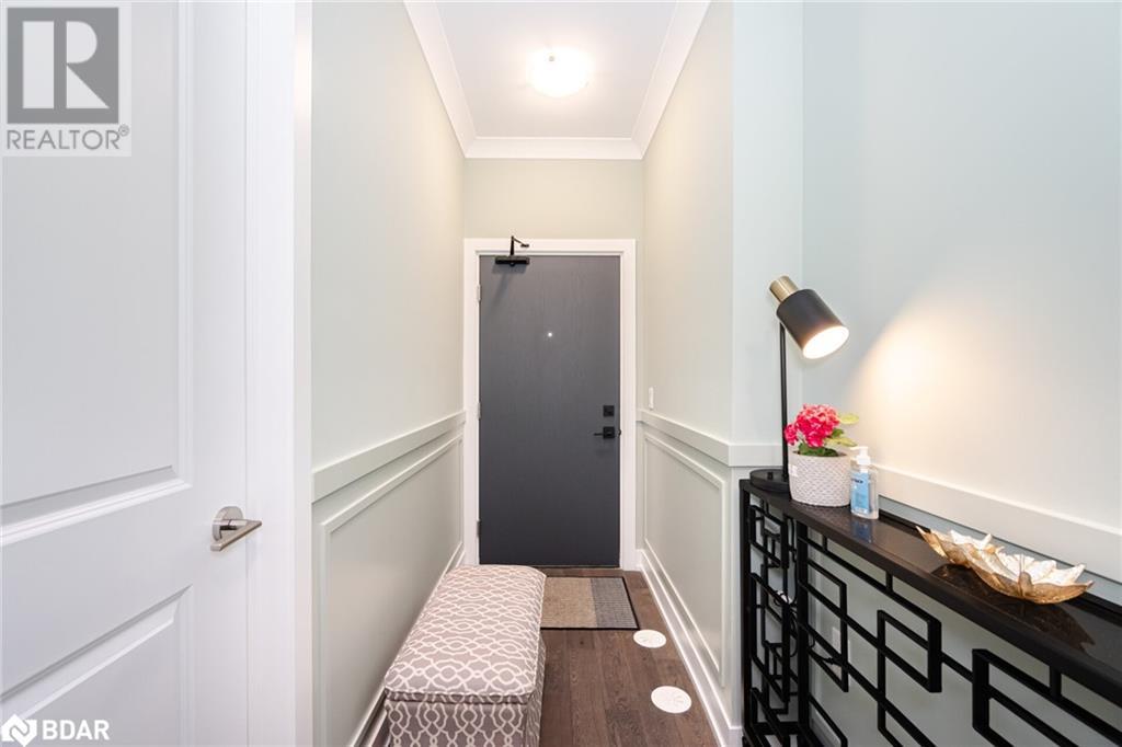 1085 DOUGLAS MCCURDY Common Unit# 111